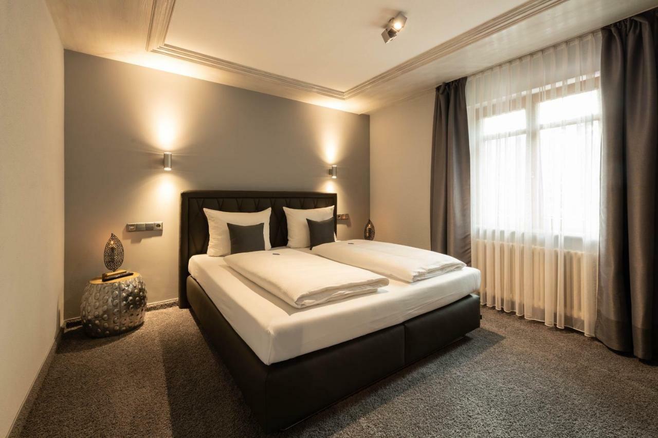 Hotel & Restaurant Becher Donzdorf Екстер'єр фото